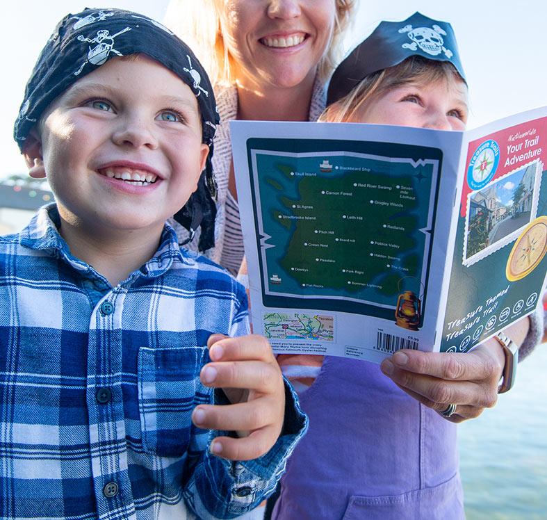 Interactive Family Walk in Bristol - Solve Clues