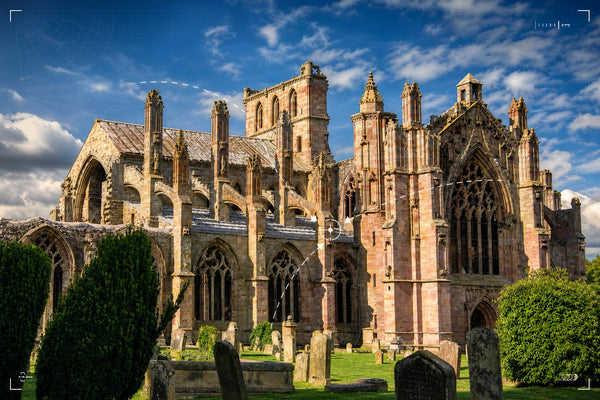 Melrose - Abbey & Countryside