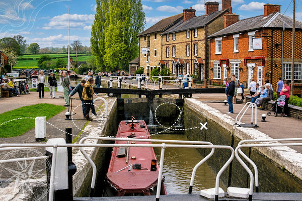 Stoke Bruerne - Nature Reserve & Canal